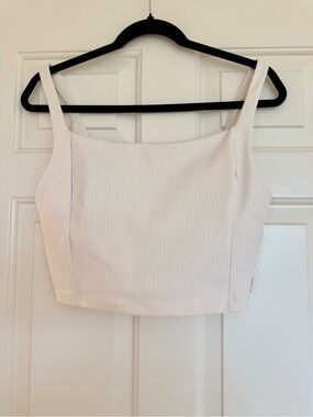 Vuori Inversion Rib Support Tank Marshmallow L NWOT